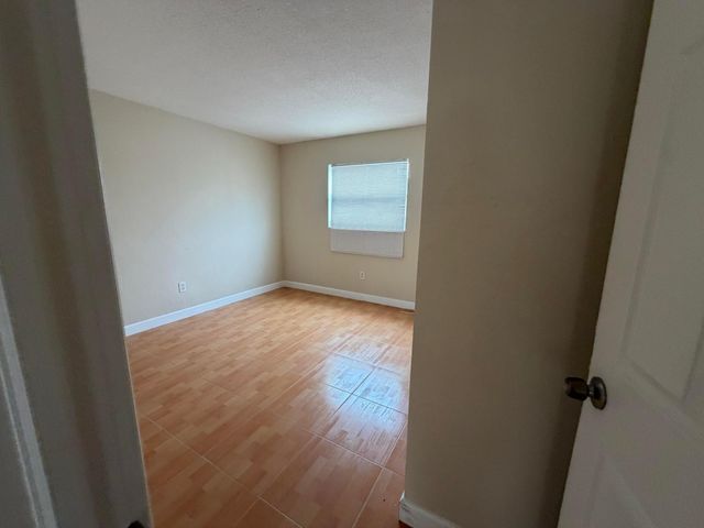 3660 SW 60th Avenue 2, Davie, FL 33314