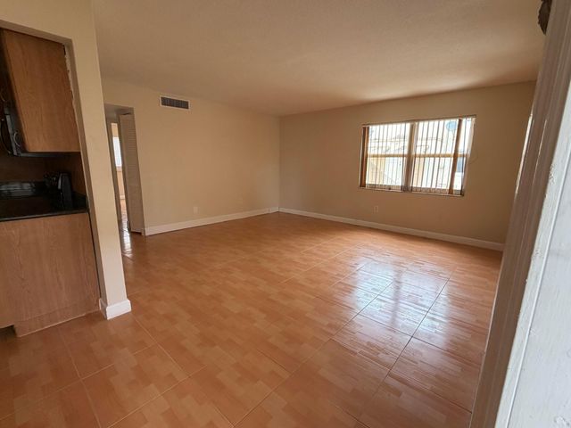 3660 SW 60th Avenue 2, Davie, FL 33314