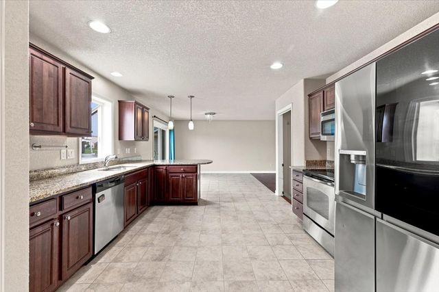 1901 30th Avenue SW, Altoona, IA 50009