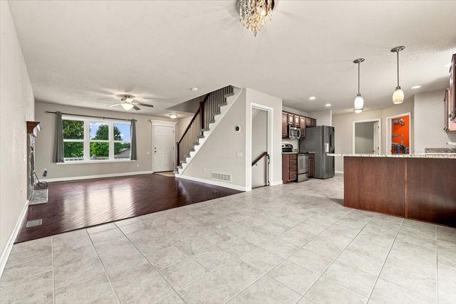 1901 30th Avenue SW, Altoona, IA 50009