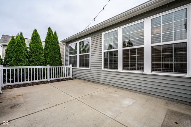 15983 Lambrusco Way, Fishers, IN 46037