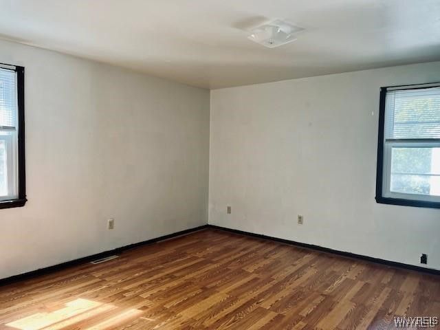 199 Fairgreen Drive Right, Amherst, NY 14228