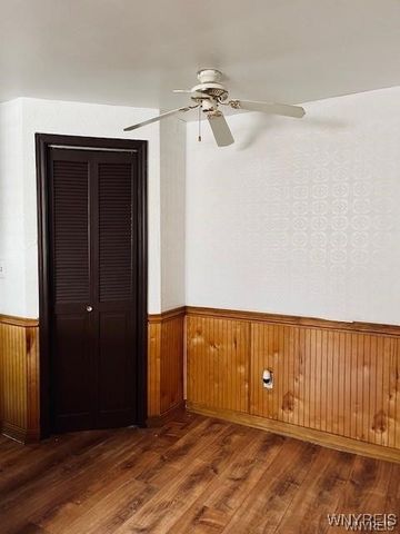 199 Fairgreen Drive Right, Amherst, NY 14228