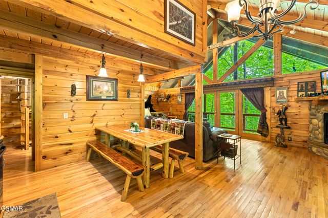 4230 Alyssa Way, Gatlinburg, TN 37738