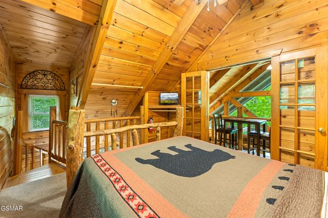 4230 Alyssa Way, Gatlinburg, TN 37738