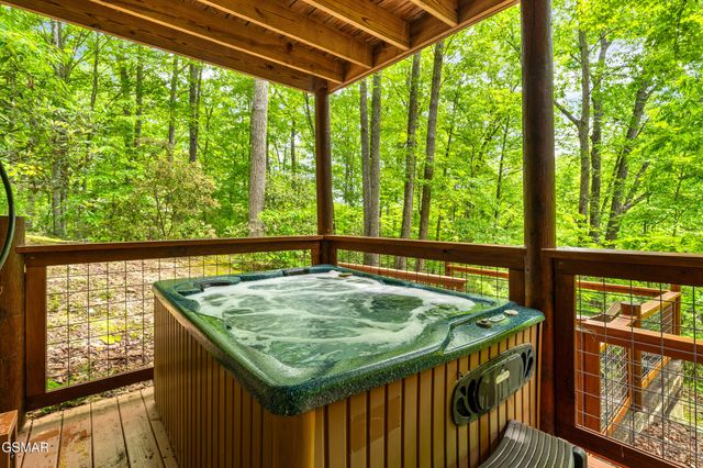 4230 Alyssa Way, Gatlinburg, TN 37738