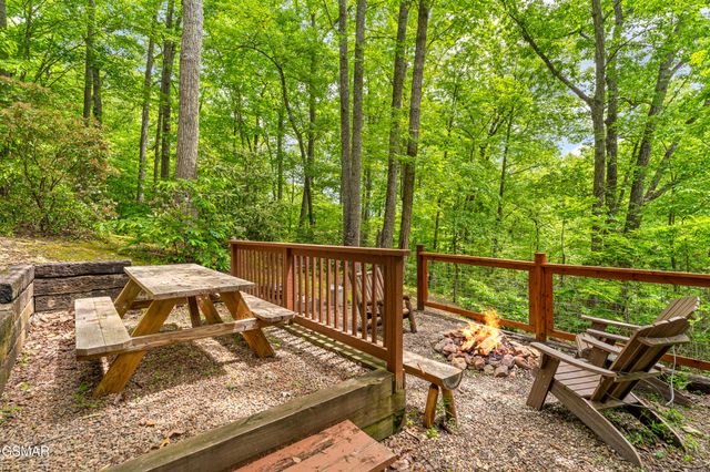 4230 Alyssa Way, Gatlinburg, TN 37738