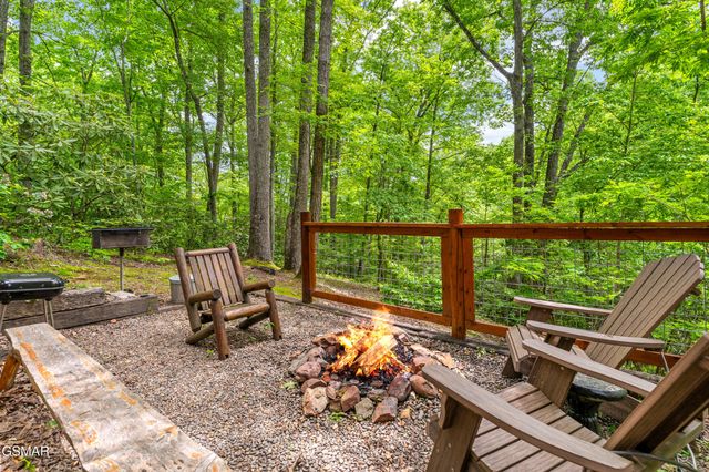 4230 Alyssa Way, Gatlinburg, TN 37738