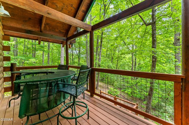 4230 Alyssa Way, Gatlinburg, TN 37738