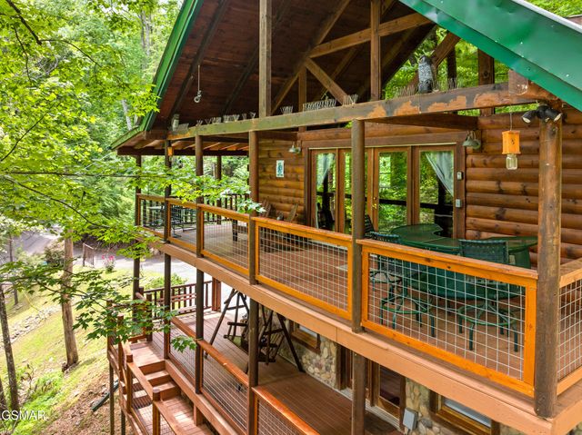 4230 Alyssa Way, Gatlinburg, TN 37738