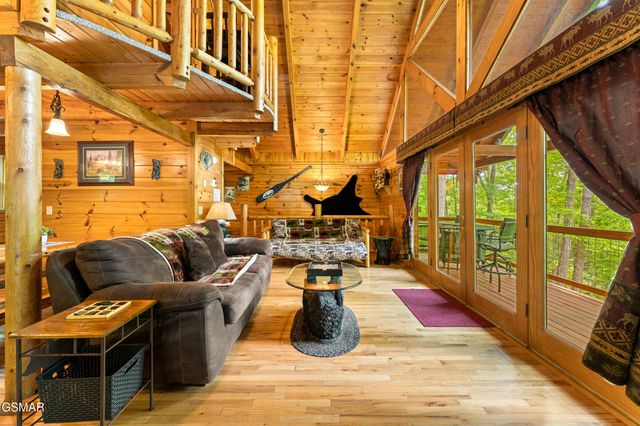 4230 Alyssa Way, Gatlinburg, TN 37738