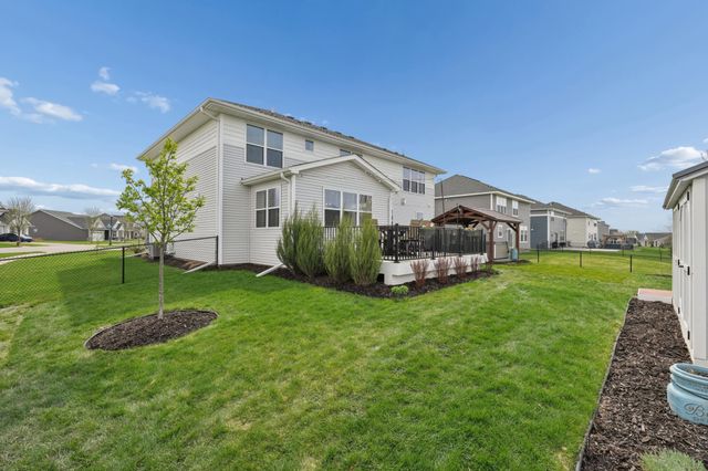 6004 Idsen Lane S, Cottage Grove, MN 55016
