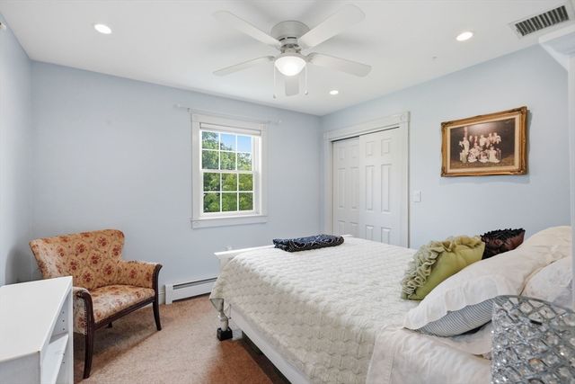 76 Whitlow St, New Bedford, MA 02740