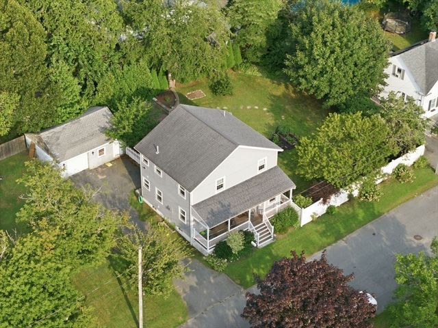 76 Whitlow St, New Bedford, MA 02740