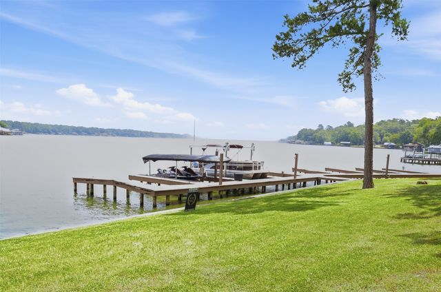 108 E Barker Creek Drive, Scroggins, TX 75480