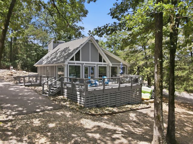 108 E Barker Creek Drive, Scroggins, TX 75480