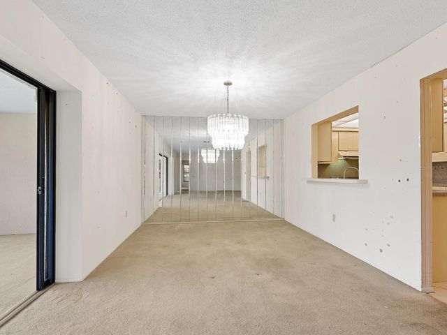 5450 GOLF POINTE DRIVE, Sarasota, FL 34243