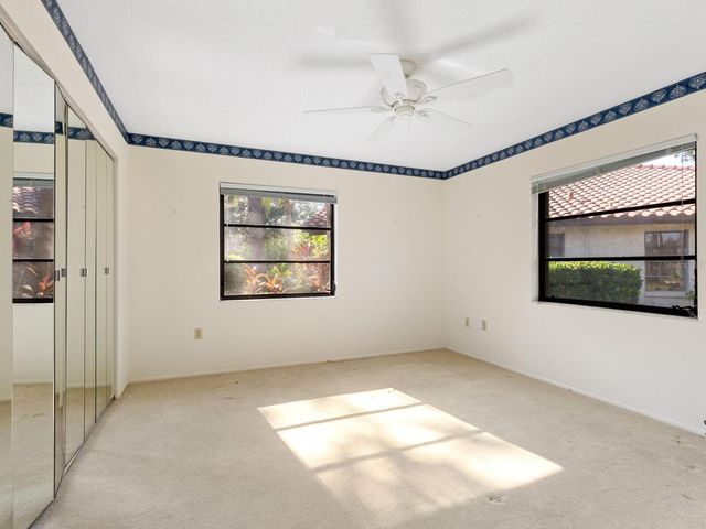 5450 GOLF POINTE DRIVE, Sarasota, FL 34243