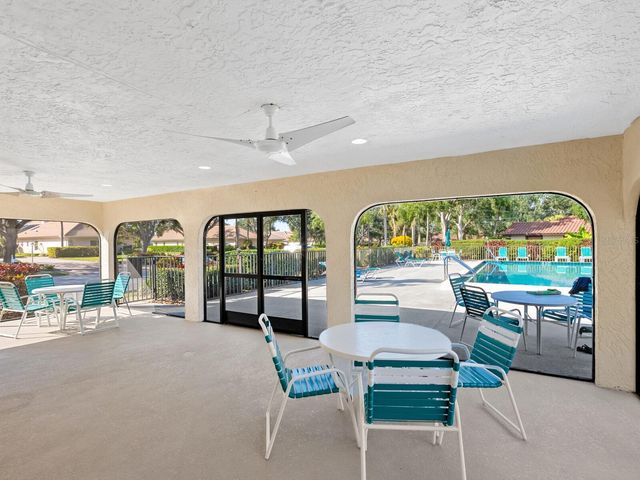 5450 GOLF POINTE DRIVE, Sarasota, FL 34243