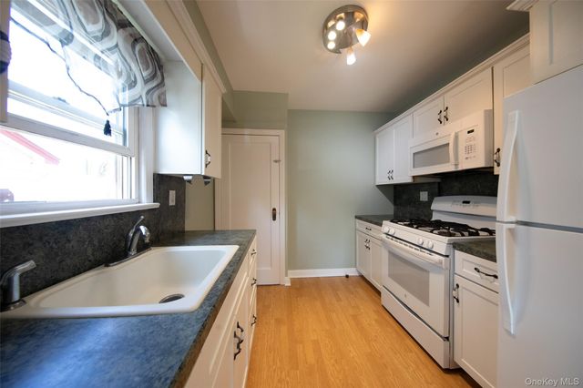 159 Harrison Avenue, Franklin Square, NY 11010