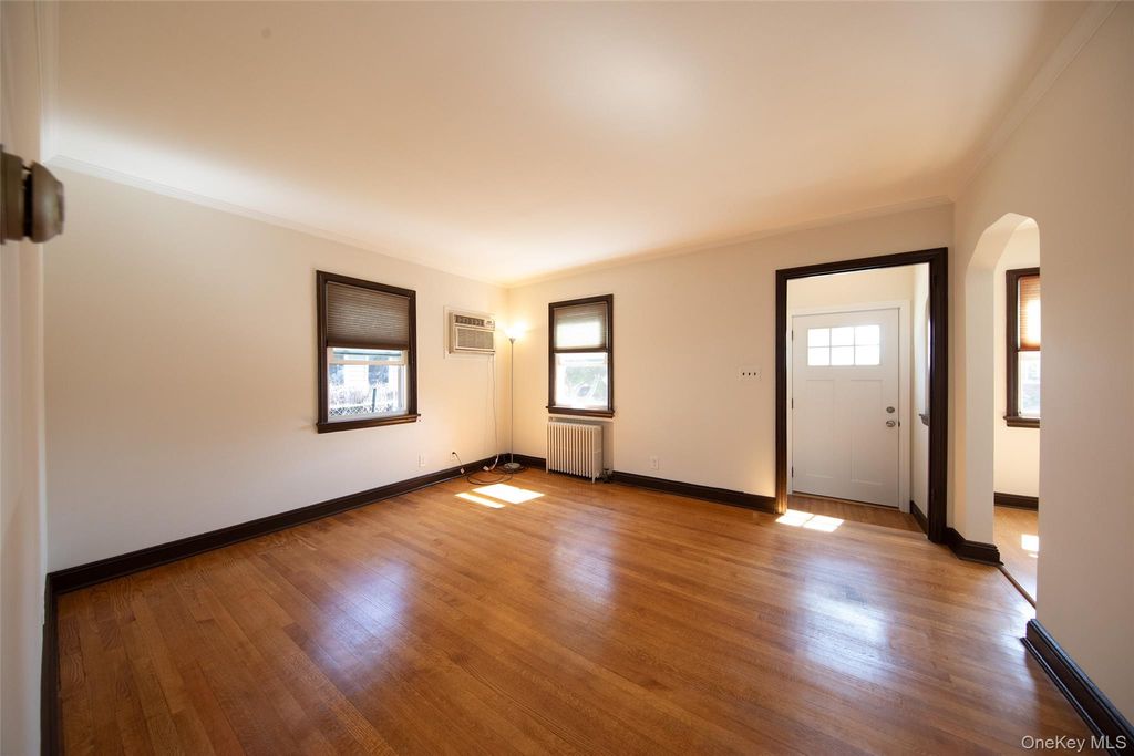 159 Harrison Avenue, Franklin Square, NY 11010 — photo 5