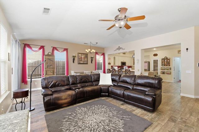 2681 Ponderosa Dr, Lodi, CA 95242