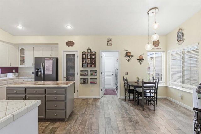 2681 Ponderosa Dr, Lodi, CA 95242