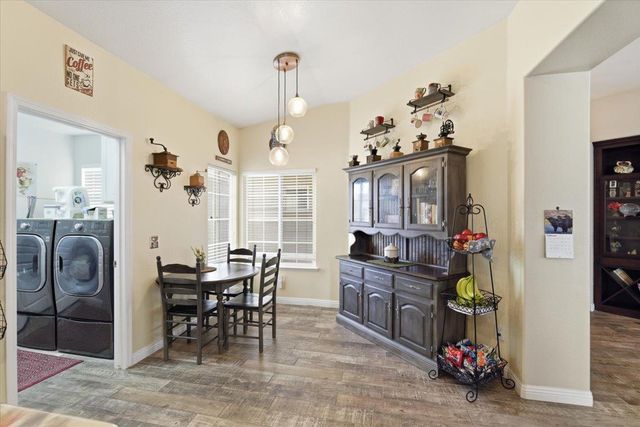 2681 Ponderosa Dr, Lodi, CA 95242