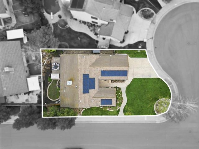 2681 Ponderosa Dr, Lodi, CA 95242