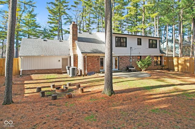 7643 Dean Road, Indianapolis, IN 46240