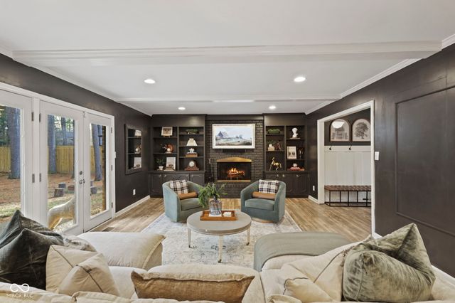 7643 Dean Road, Indianapolis, IN 46240