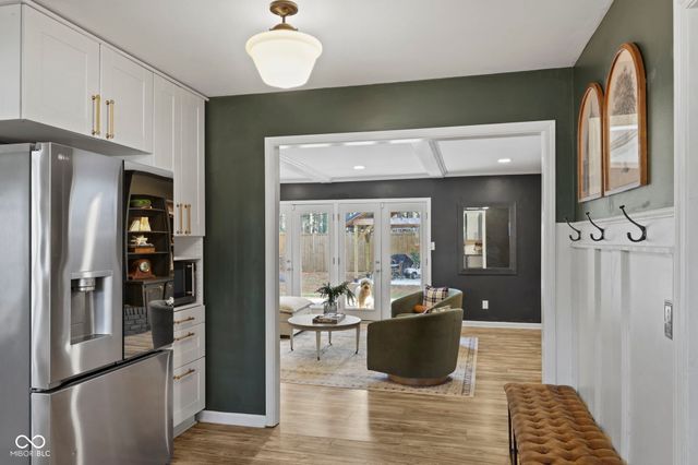 7643 Dean Road, Indianapolis, IN 46240