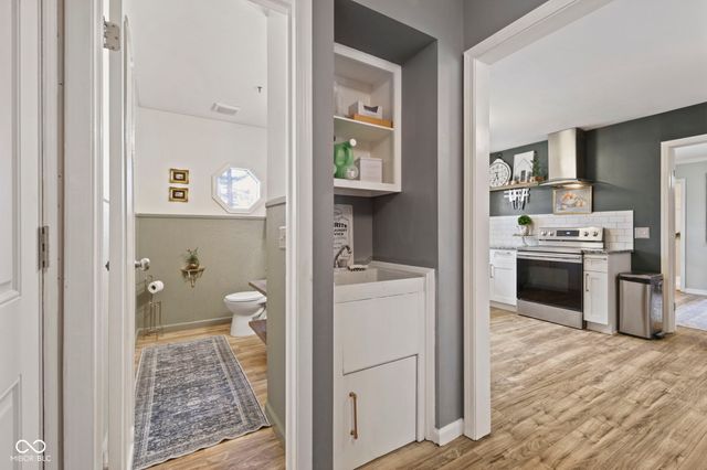 7643 Dean Road, Indianapolis, IN 46240