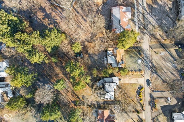 7643 Dean Road, Indianapolis, IN 46240