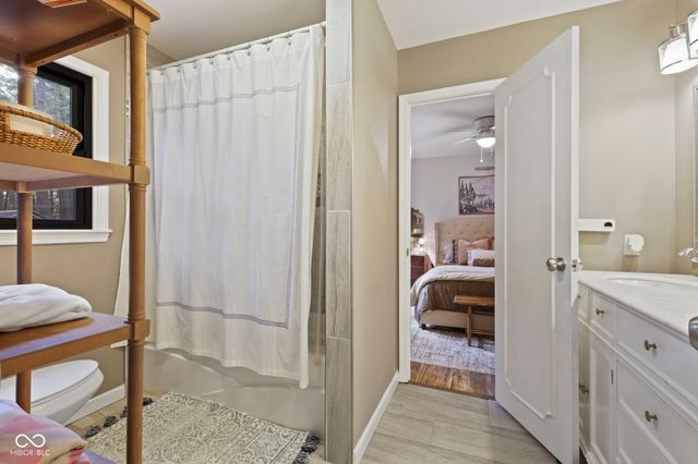 7643 Dean Road, Indianapolis, IN 46240