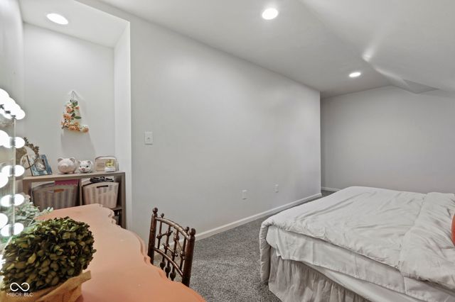 7643 Dean Road, Indianapolis, IN 46240