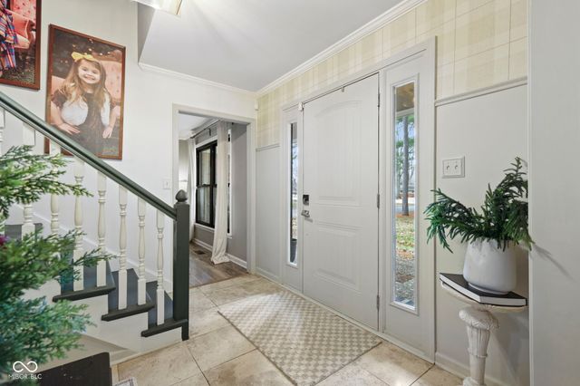 7643 Dean Road, Indianapolis, IN 46240