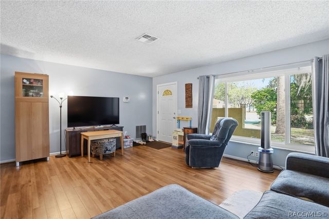 7020 W Grant Street, Homosassa, FL 34448