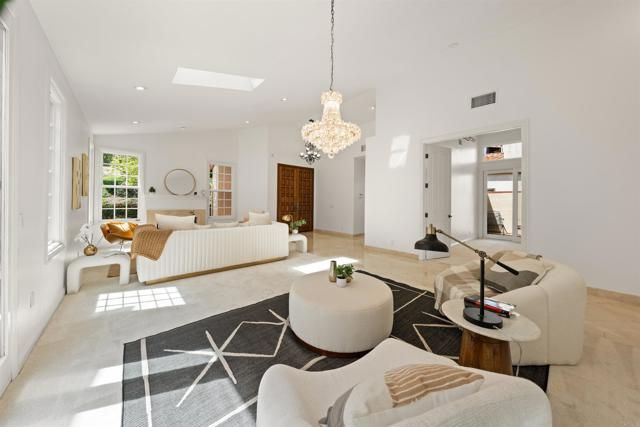 12055 Tretagnier Circle, Rancho Bernardo (san Diego), CA 92128