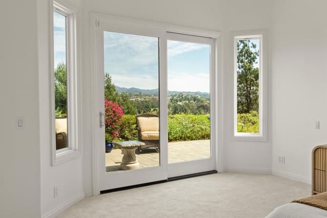 12055 Tretagnier Circle, Rancho Bernardo (san Diego), CA 92128