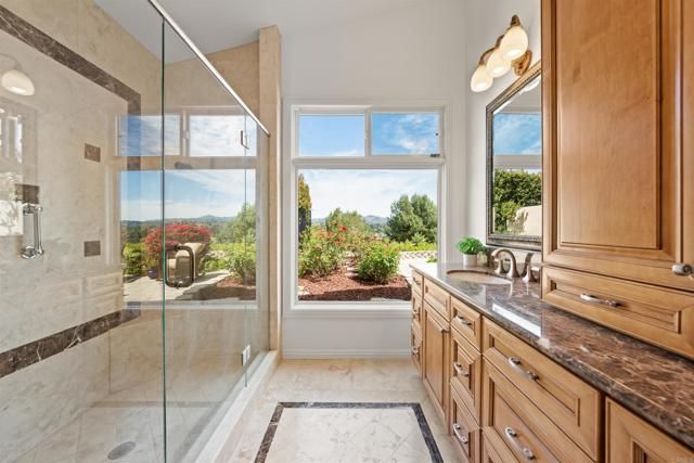 12055 Tretagnier Circle, Rancho Bernardo (san Diego), CA 92128