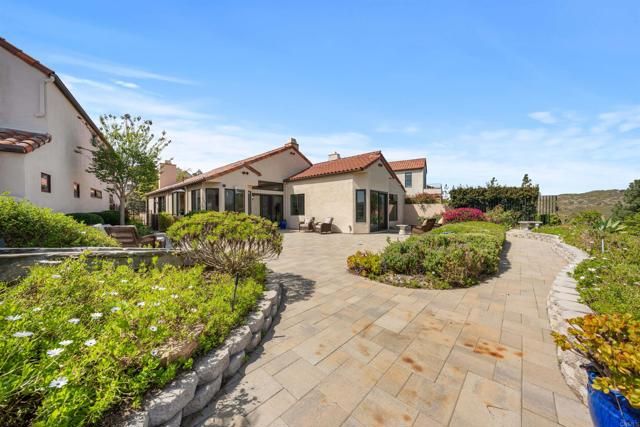 12055 Tretagnier Circle, Rancho Bernardo (san Diego), CA 92128