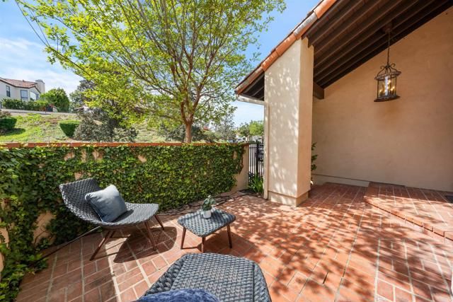 12055 Tretagnier Circle, Rancho Bernardo (san Diego), CA 92128