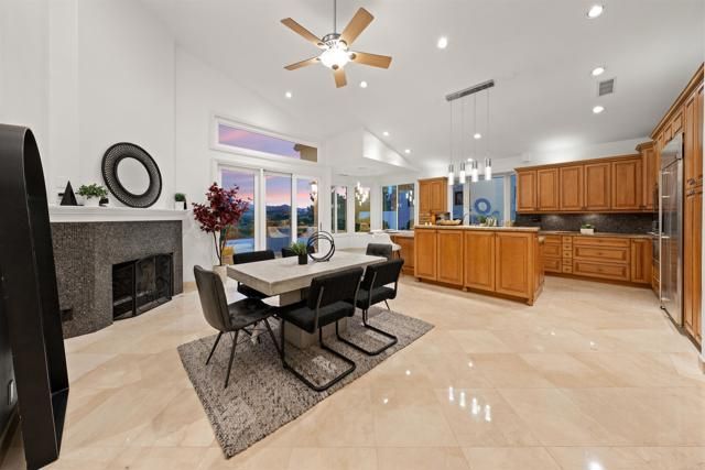 12055 Tretagnier Circle, Rancho Bernardo (san Diego), CA 92128