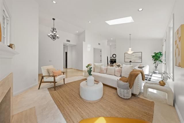 12055 Tretagnier Circle, Rancho Bernardo (san Diego), CA 92128