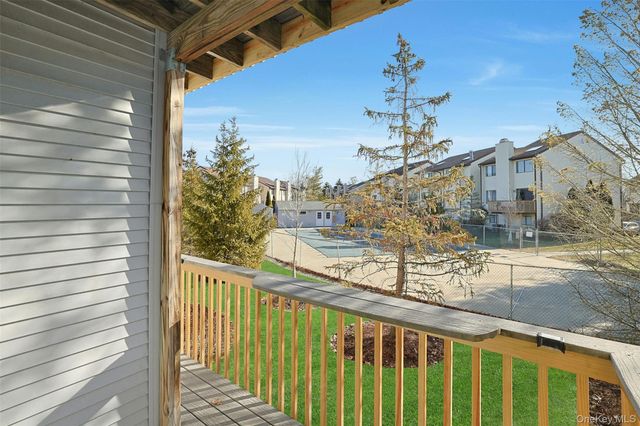 51 Vista Drive B341, Nanuet, NY 10954