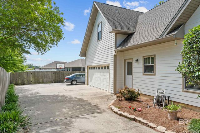 10622 Sassaman Court, Daphne, AL 36526
