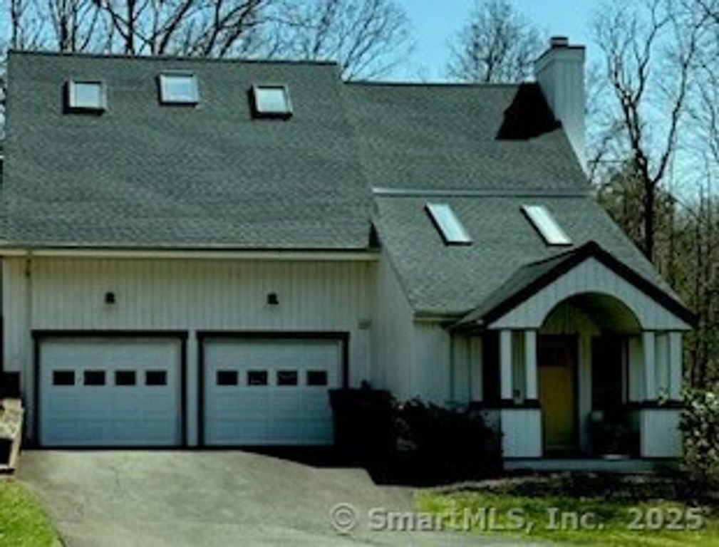 25 Hidden Place, Cheshire, CT 06410