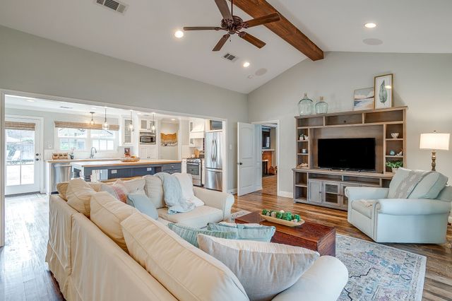 3309 Chaparral Lane, Fort Worth, TX 76109