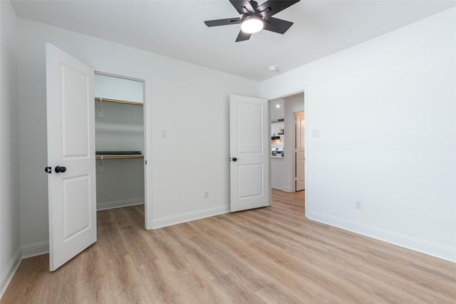 4213 Houx Street, Bacliff, TX 77518